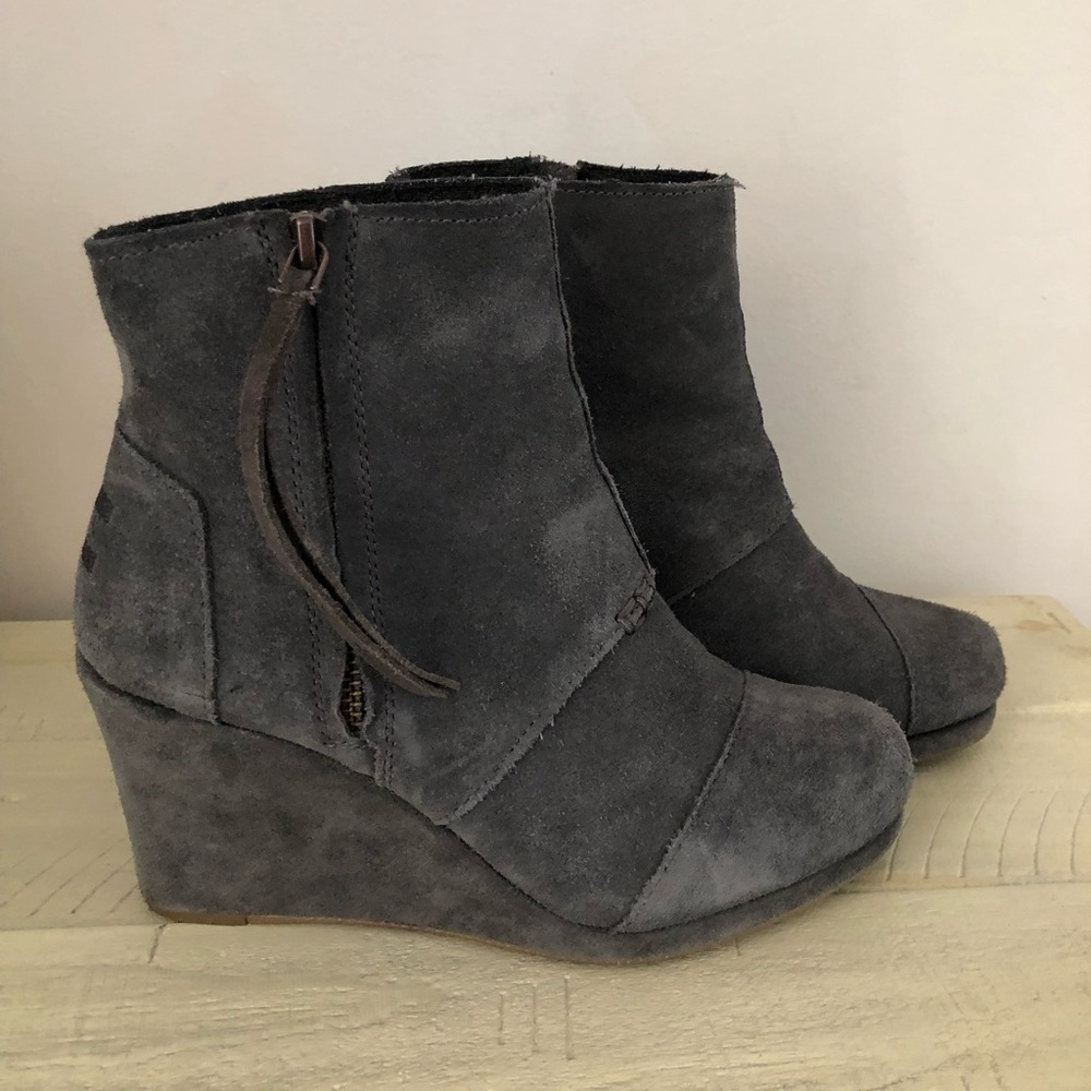 Toms Desert Wedge High Dark Grey Suede - Picture 4 of 9